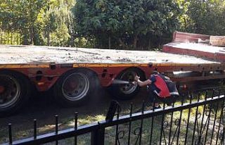 Seyir halindeki tır alev aldı