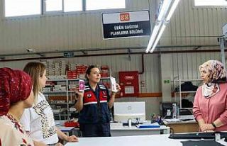 Sinop’ta işçi kadınlara KADES bilgilendirmesi