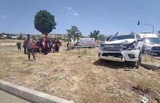 Şırnak’ta 2 aracın çarpıştığı kazada 5...