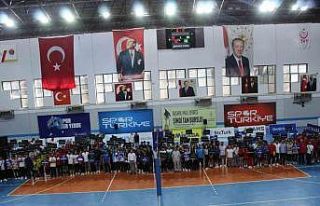 Şırnak’ta ANALİG voleybol çeyrek finali heyecanı...