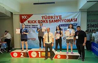 Sivas, Türkiye Kick Boks Şampiyonasına damga vurdu