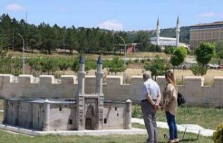 Sivas’ın tarihini gözler önüne seren bu proje,...