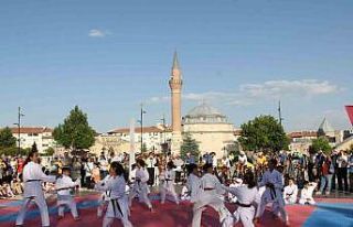 Sivas’ta GSB Spor Okullarında coşkulu açılış