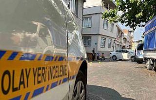 Sokak ortasında husumetlisine kurşun yağdırdı:...