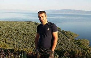 Soluk borusuna yemek kaçan genç hayatını kaybetti