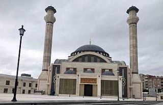 Sultan Alparslan Külliyesi açılmayı bekliyor