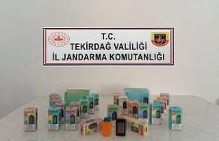 Şüpheli araçtan kaçak elektronik sigara çıktı