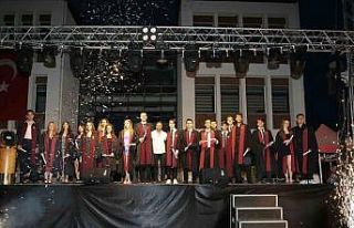 SYAL’de mezuniyet coşkusu