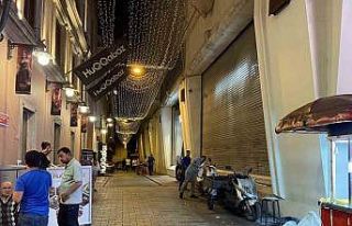 Taksim’de torpil patlatan gençler paniğe neden...