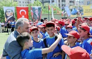 Talas’ta Yaz Spor Kurslarına Coşkulu Açılış