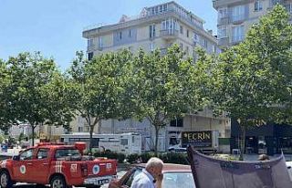 Tamirden çıkan otomobil alev aldı