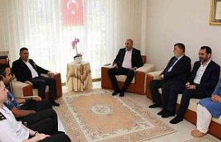 Tavşanlı protokolünden15 Temmuz Gazisi Ali Karayiğit’e...