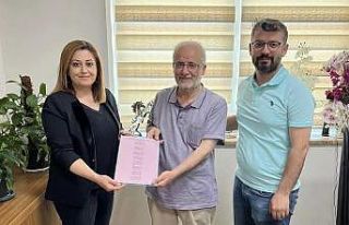 Tedavi gören eşi eski sağlığına kavuşunca doktor...