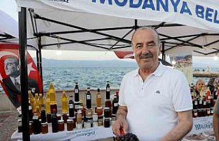 Tirilye zeytin şenliği ile coştu