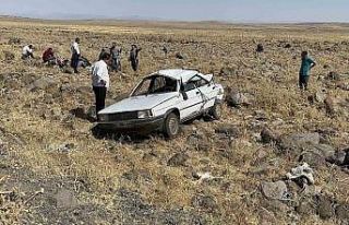 Tırın arkadan çarptığı otomobilin sürücüsü...