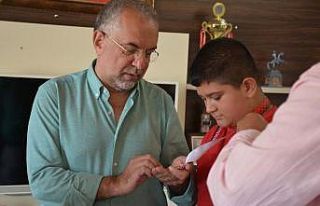 Tokat’ta şampiyon güreşçilere altın ödülü