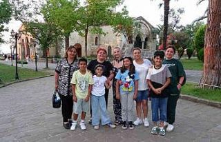 Trabzon’daki Ayasofya Camii’ne yabancı turist...