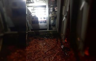 Trafoya giren yılan, 6 köyü elektriksiz bıraktı