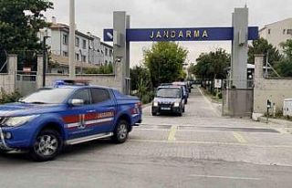 Tüfekli düğün magandası havaya ateş açarken...