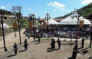 Türk dizilerinin çekildiği platoları görmek için...