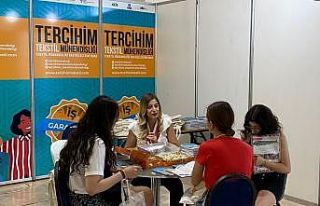 Türk moda endüstrisi gençlerin tekstil mühendisi...