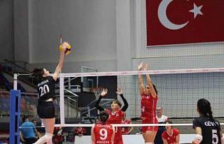 Türkiye Kadın Milli Takımı grup maçlarını lider...