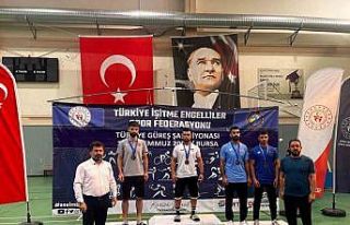 Türkiye şampiyonu olan büyükşehir sporcusuna...