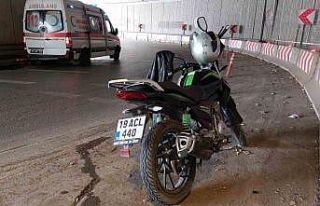 "Ucube" alt geçitte motosiklet kazası:...