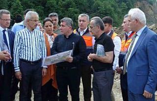 Ulaştırma Bakanı Uraloğlu, sel afetinden zarar...