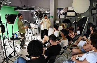 Ürün fotoğrafçılığını uzmanından öğrendiler