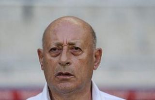 Uşakspor teknik heyetini kurdu