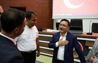 Vali Çiçek, muhtarlarla bir araya geldi