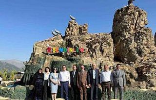 Vali İdris Akbıyık Şemdinli’de incelemelerde...