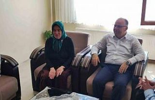 Vali Tutulmaz’dan şehit ailesine ziyaret