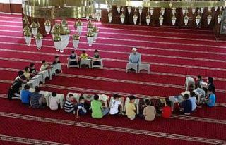 Van’da camiler çocuklarla şenlendi
