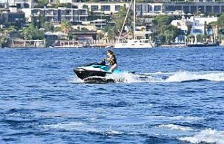 Yağmur’un jet-ski şovu