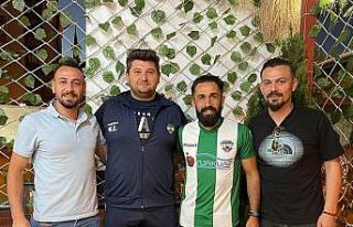 Yahyalıspor yeni transferleri ile bir araya geldi