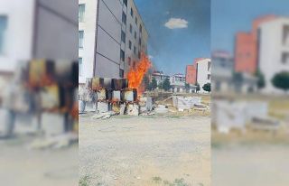 Yangın binalara sıçramadan söndürüldü