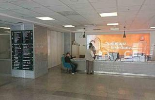 Yardım isteyen görme engelli vatandaşı hastaneye...