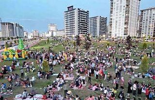 Yeşilyurt Mahallesi’nde açık hava sinema günlerine...