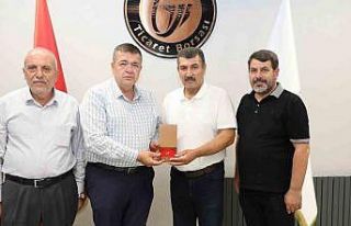 Yılın ilk Antep fıstığına GTB’den ödül