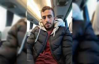 Yol kenarındaki araç içerisinde ölü bulundu