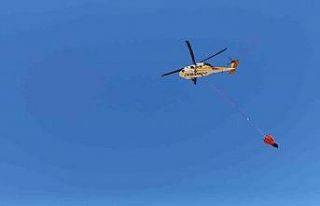 Yunanistan’daki yangına müdahale eden Türk ekipleri...