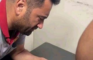 Yüzük parmağına sıkıştı, imdadına itfaiye...