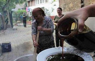 Yüzyıllardır süren geleneksel yöntemlerle pekmez...