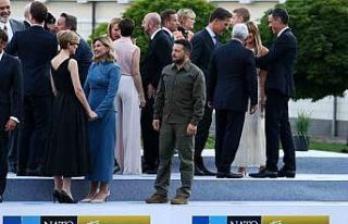 Zelenskiy’in Vilnius’ta dikkat çeken fotoğrafı