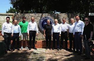 Zonguldak Tenis Deniz Spor Kulübü’nü ziyaret...