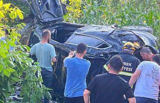 Zonguldak’ta yayaya çarpan otomobil tarlaya devrildi:...