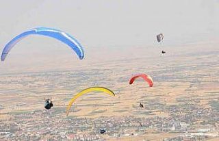 10. Akşehir XC Open Türkiye Yamaç Paraşütü Yarışması...