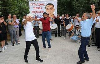 17 yıl yattığı cezaevinden izinli olarak çıktı,...